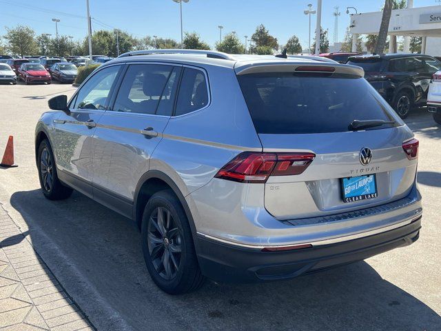 2023 Volkswagen Tiguan SE