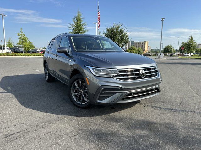 2023 Volkswagen Tiguan SE