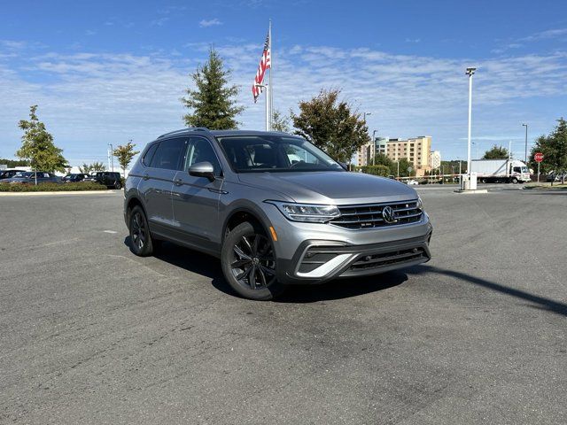 2023 Volkswagen Tiguan SE