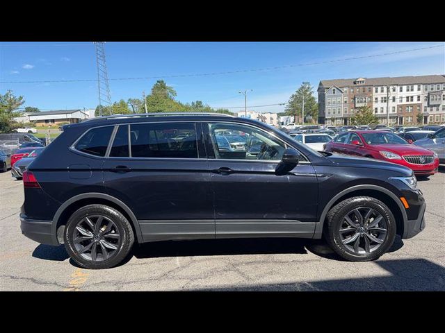 2023 Volkswagen Tiguan SE