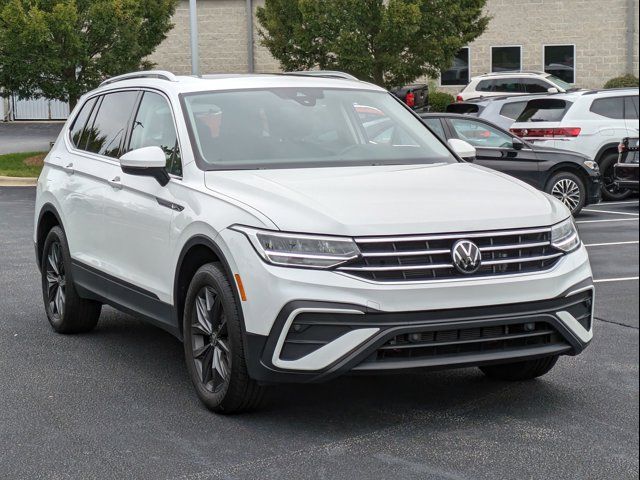 2023 Volkswagen Tiguan SE