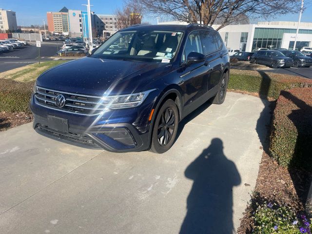2023 Volkswagen Tiguan SE