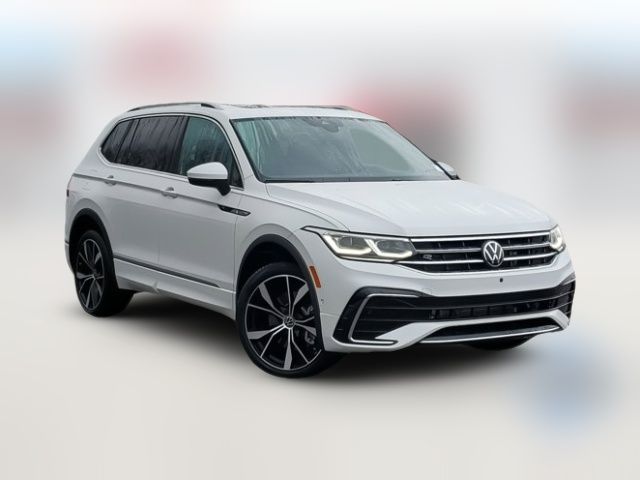 2023 Volkswagen Tiguan SEL R-Line