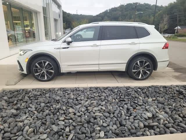 2023 Volkswagen Tiguan SEL R-Line