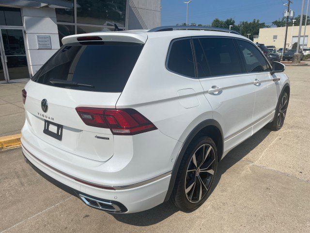 2023 Volkswagen Tiguan SEL R-Line