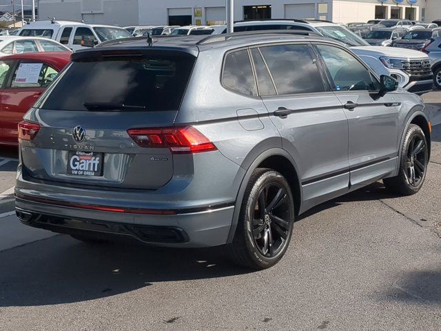 2023 Volkswagen Tiguan SE R-Line Black