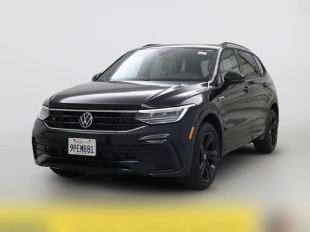 2023 Volkswagen Tiguan SE R-Line Black