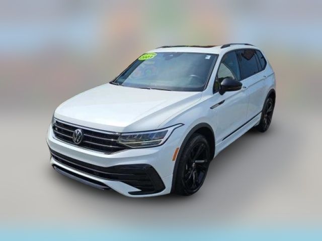2023 Volkswagen Tiguan SE R-Line Black