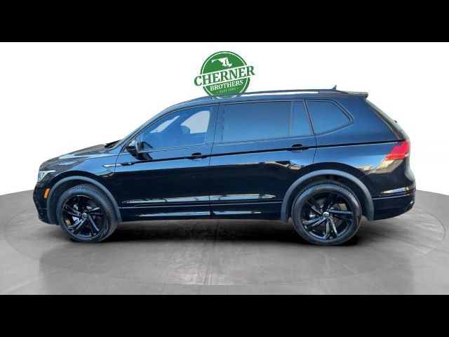 2023 Volkswagen Tiguan SE R-Line Black