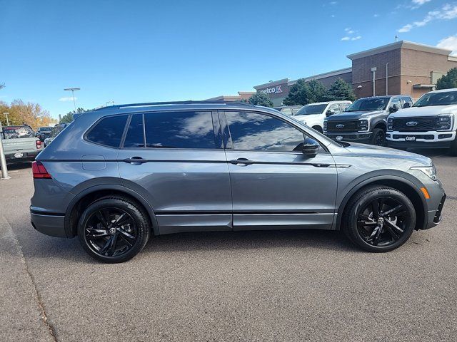 2023 Volkswagen Tiguan SE R-Line Black