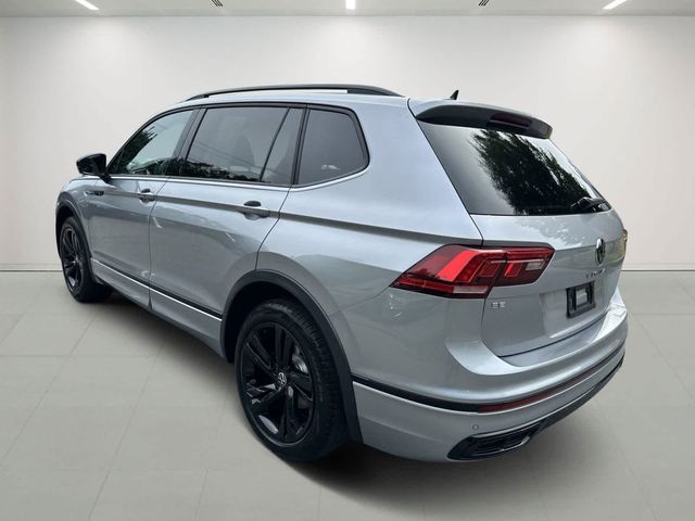 2023 Volkswagen Tiguan SE R-Line Black