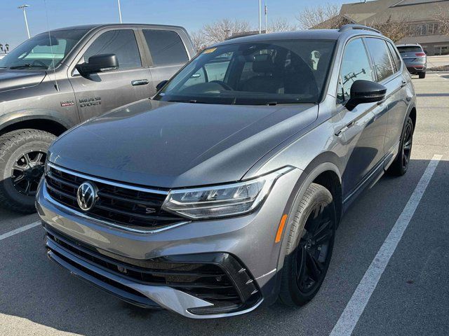 2023 Volkswagen Tiguan SE R-Line Black