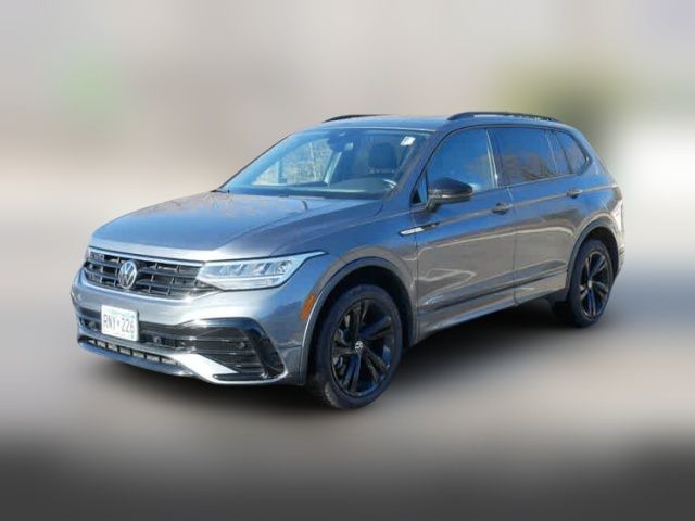 2023 Volkswagen Tiguan SE R-Line Black