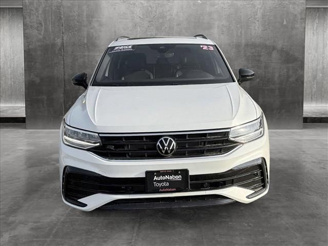 2023 Volkswagen Tiguan SE R-Line Black