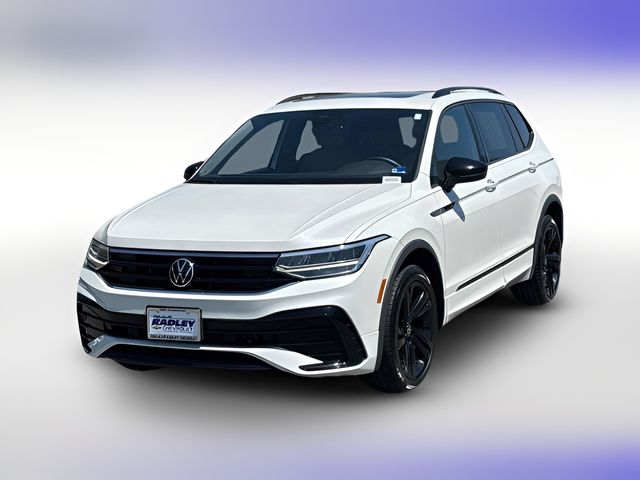 2023 Volkswagen Tiguan SE R-Line Black