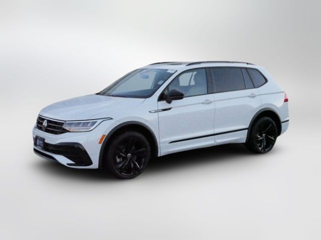 2023 Volkswagen Tiguan SE R-Line Black