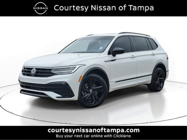 2023 Volkswagen Tiguan SE R-Line Black