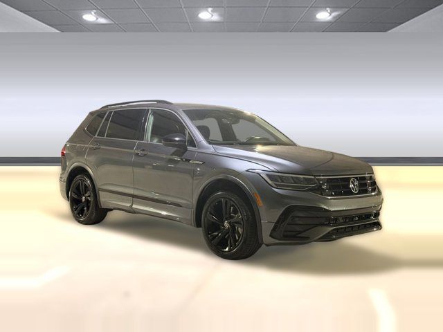 2023 Volkswagen Tiguan SE R-Line Black