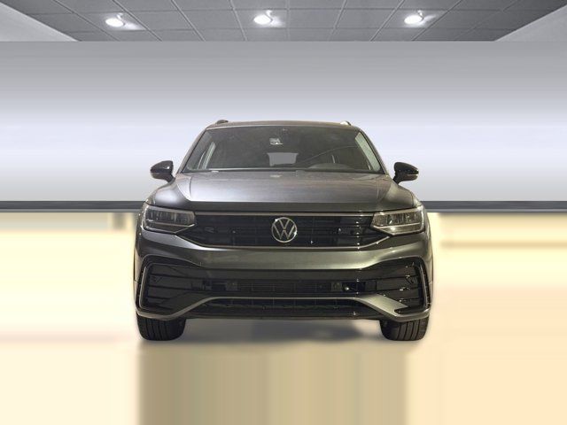 2023 Volkswagen Tiguan SE R-Line Black