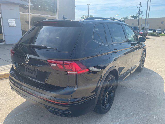 2023 Volkswagen Tiguan SE R-Line Black