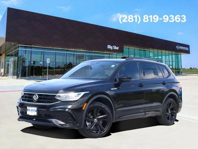 2023 Volkswagen Tiguan SE R-Line Black