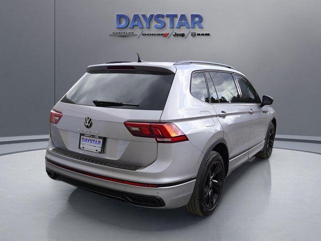 2023 Volkswagen Tiguan SE R-Line Black