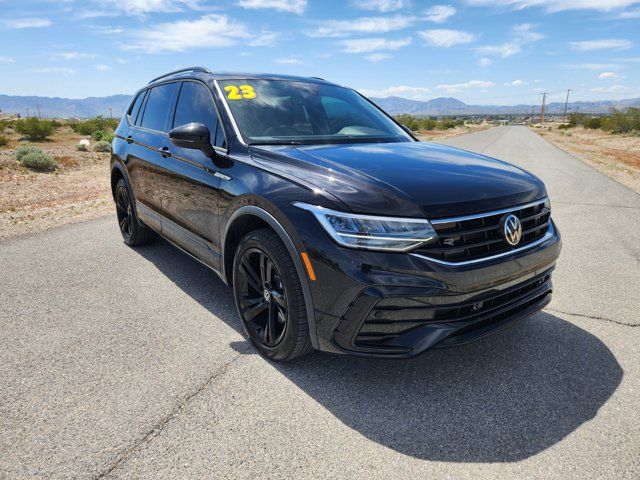 2023 Volkswagen Tiguan SE R-Line Black