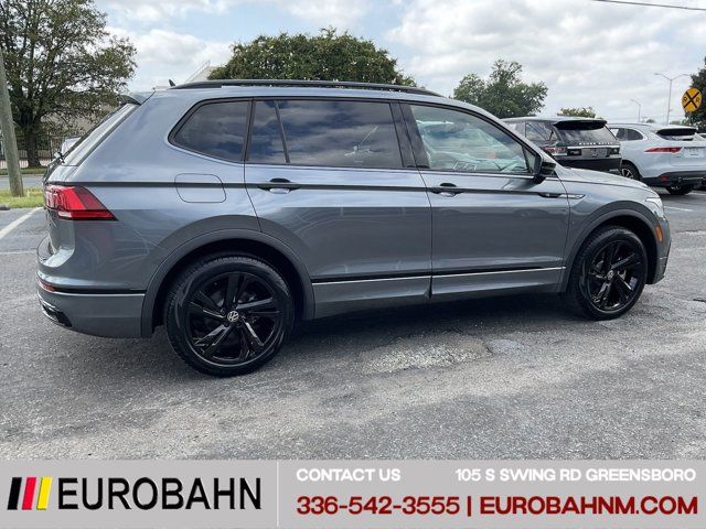 2023 Volkswagen Tiguan SE R-Line Black