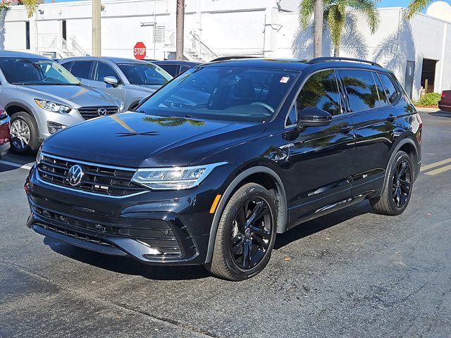 2023 Volkswagen Tiguan SE R-Line Black