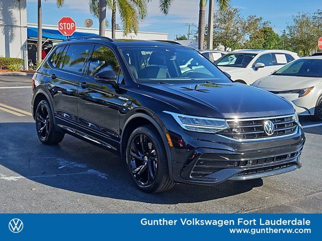 2023 Volkswagen Tiguan SE R-Line Black