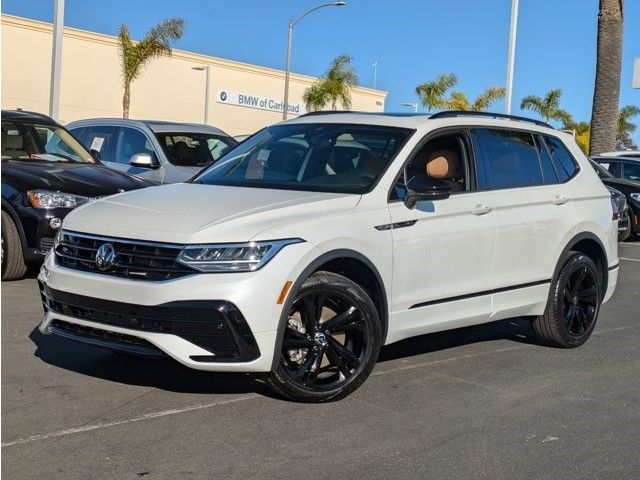 2023 Volkswagen Tiguan SE R-Line Black