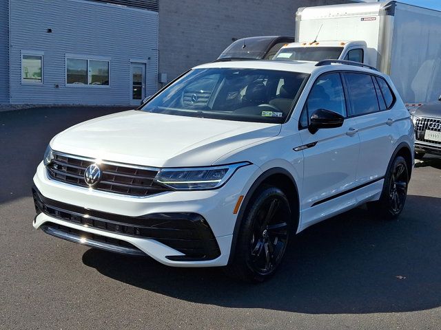 2023 Volkswagen Tiguan SE R-Line Black