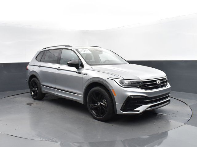 2023 Volkswagen Tiguan SE R-Line Black