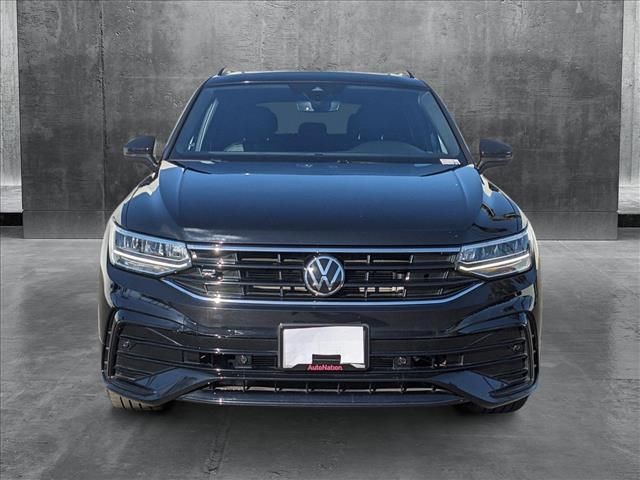 2023 Volkswagen Tiguan SE R-Line Black