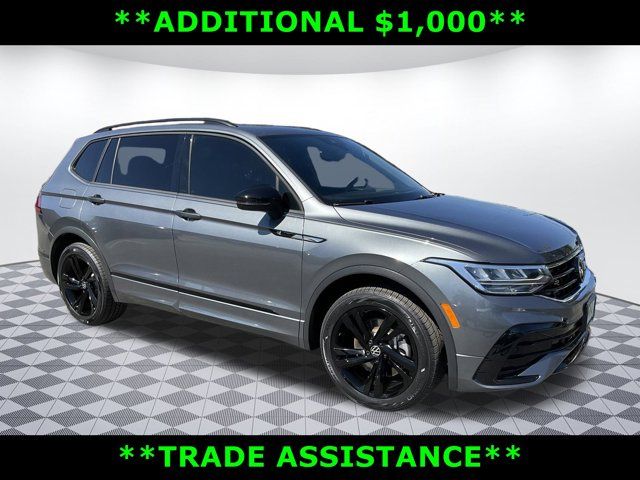 2023 Volkswagen Tiguan SE R-Line Black