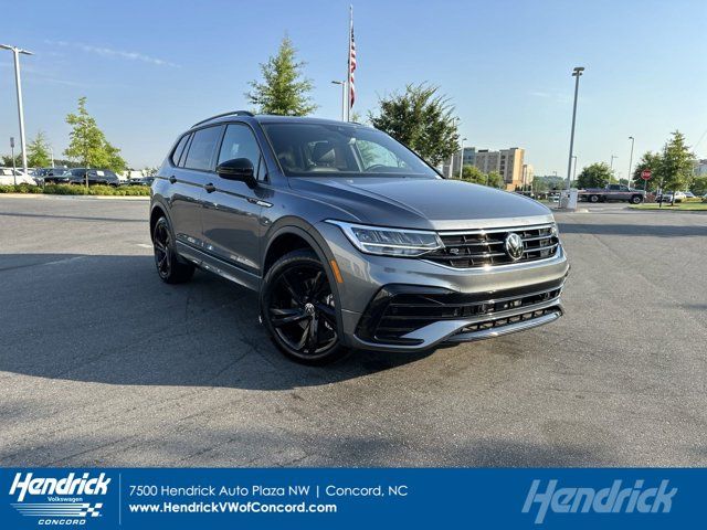 2023 Volkswagen Tiguan SE R-Line Black