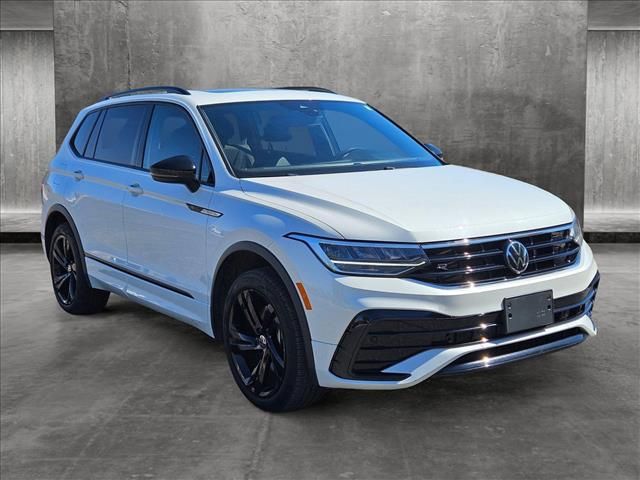 2023 Volkswagen Tiguan SE R-Line Black