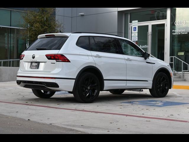 2023 Volkswagen Tiguan SE R-Line Black