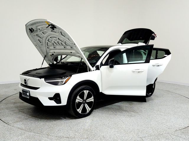 2023 Volvo C40 Recharge Pure Electric Plus
