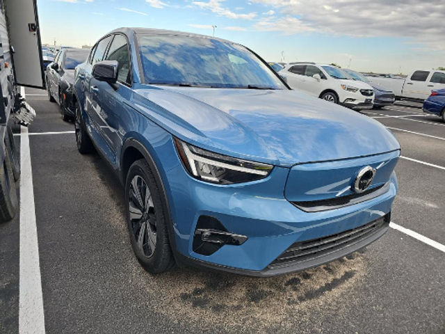 2023 Volvo C40 Recharge Pure Electric Plus