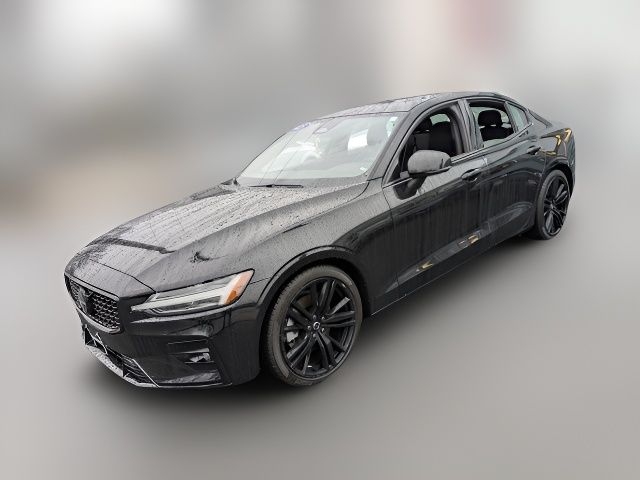 2023 Volvo S60 Plus Black Edition