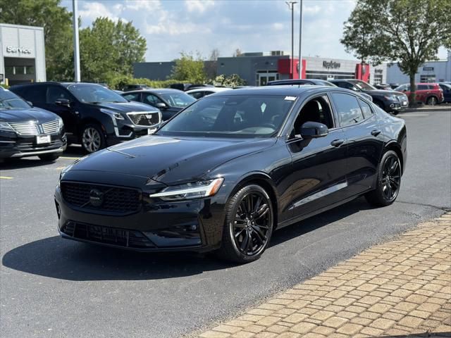 2023 Volvo S60 Plus Black Edition