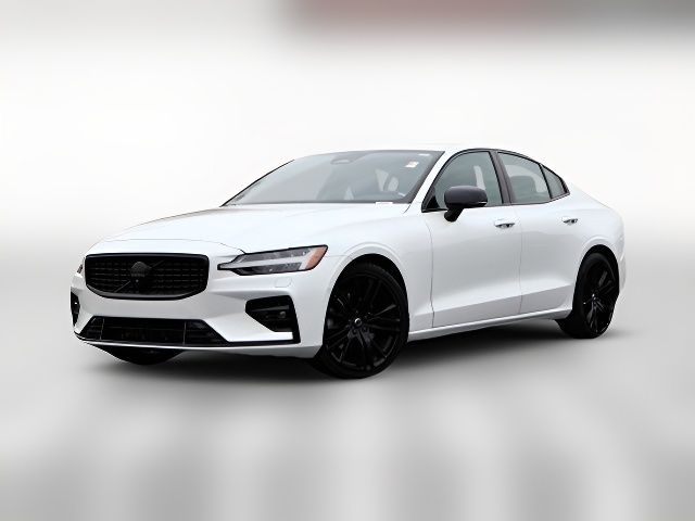 2023 Volvo S60 Plus Black Edition