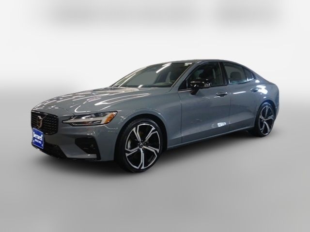 2023 Volvo S60 Core Black Edition