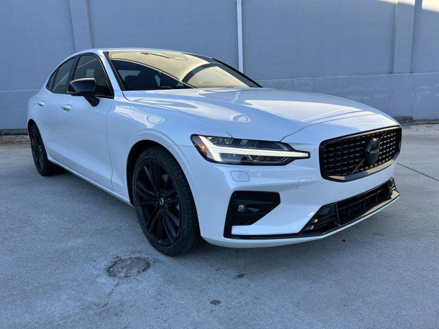 2023 Volvo S60 Plus Black Edition