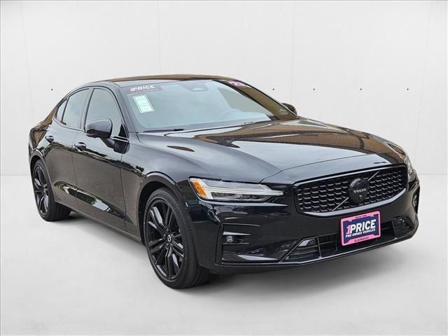 2023 Volvo S60 Plus Black Edition