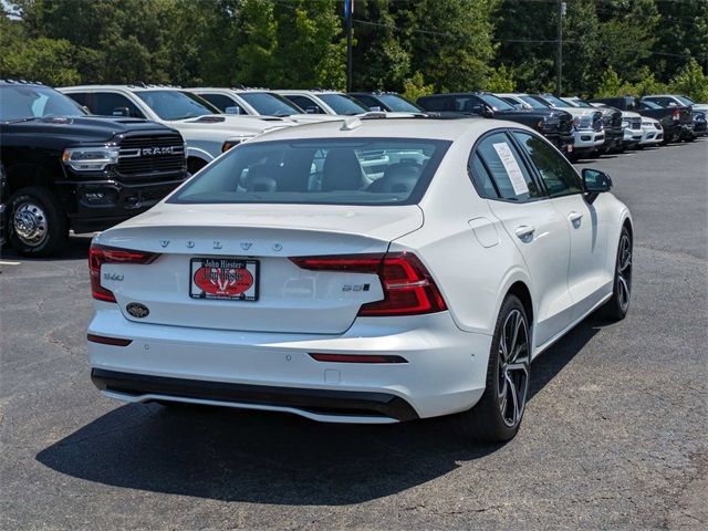 2023 Volvo S60 Ultimate Dark Theme