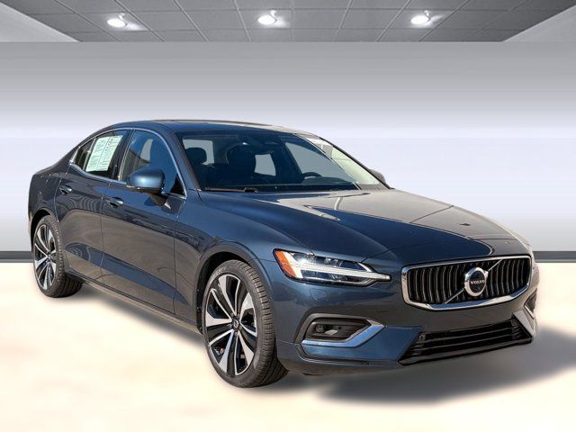 2023 Volvo S60 Ultimate Bright Theme