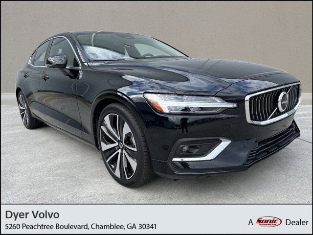 2023 Volvo S60 Ultimate Bright Theme