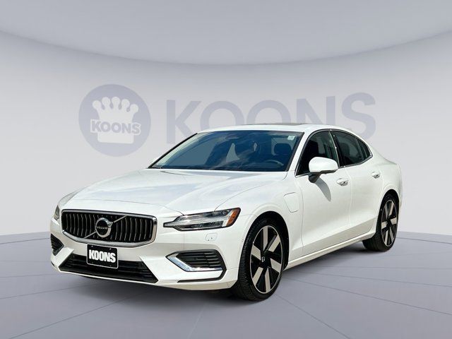 2023 Volvo S60 Recharge Plug-In Hybrid Ultimate Bright Theme